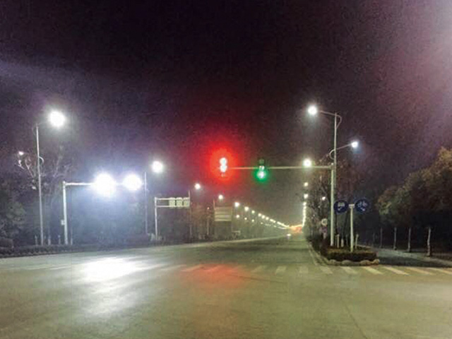 徐州閩江路125W，UST路燈效果